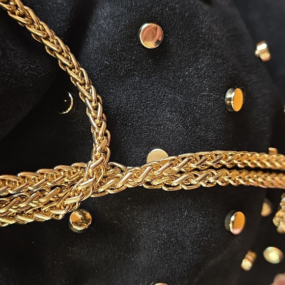 Francesca's Black and Gold Mini Bucket Bag - Picture 6 of 10